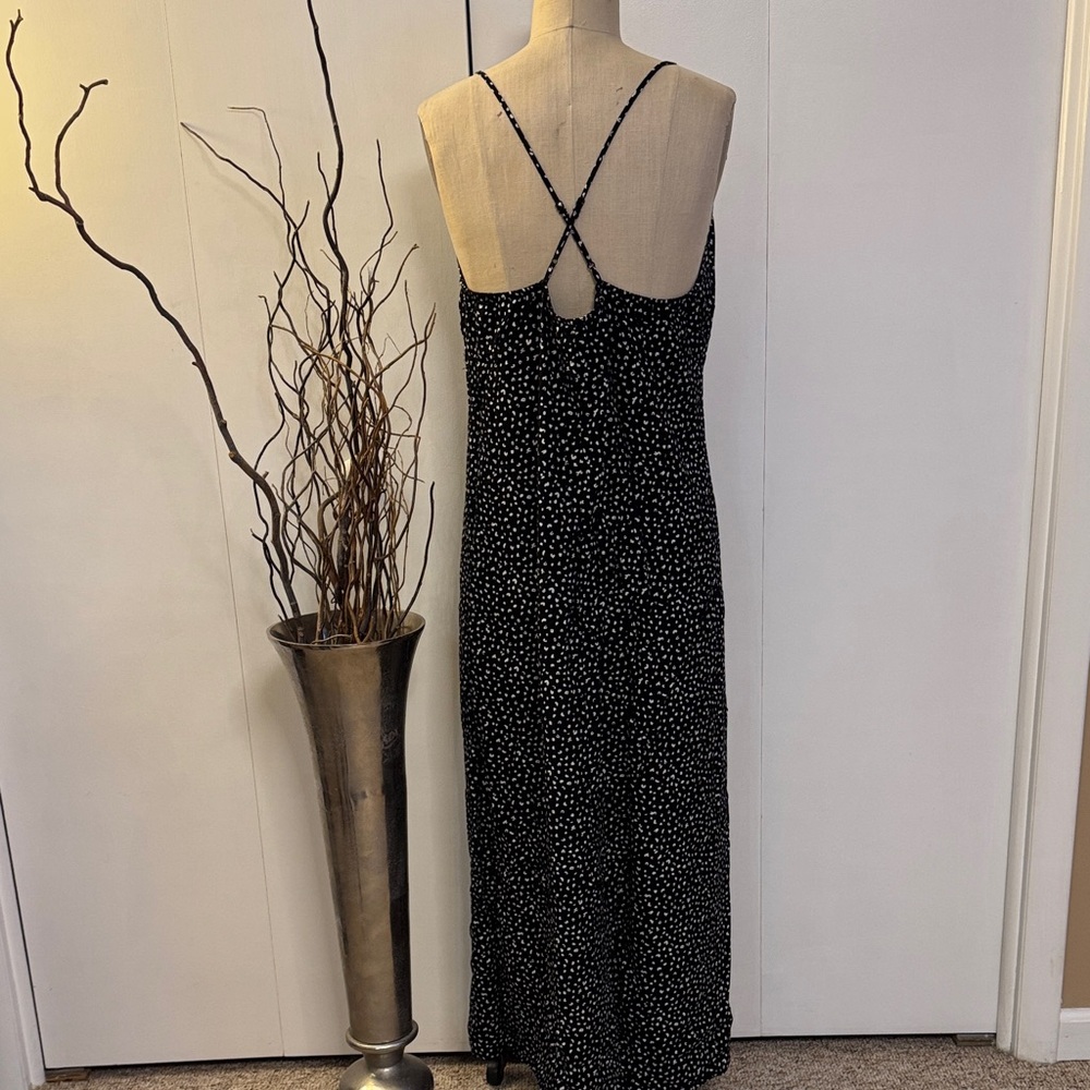 Old Navy Black and White Spotted Maxi Dress - Picture 4 of 6